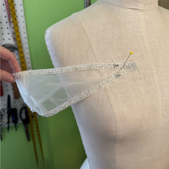 Detachable Bridal Sleeves - Picture 2 of 5